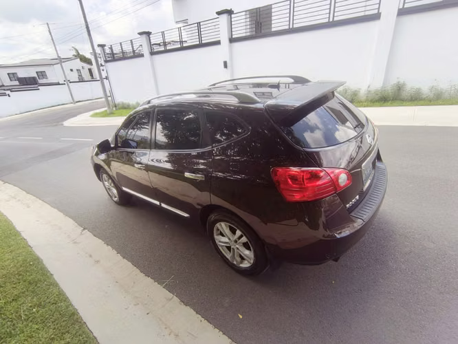 NISSAN ROGUE 2012  Automática 99 Míl Millas  Traspaso Directo   Motor, Caja y Suspensión Buenas  A/C  - Imagen 11