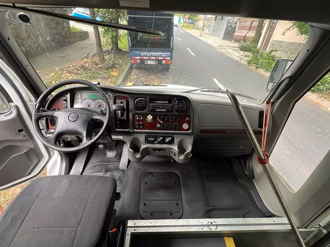Microbus  Freightliner  2018 motor cummins
