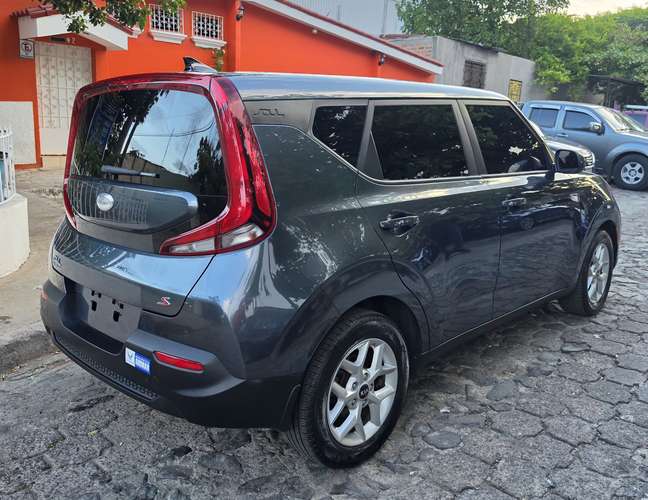 KIA soul S 2020