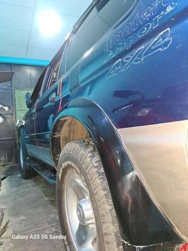 Mitsubishi 4x4 - Imagen 7