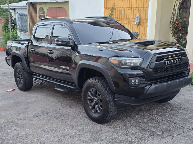 Tacoma 2023 4x4
