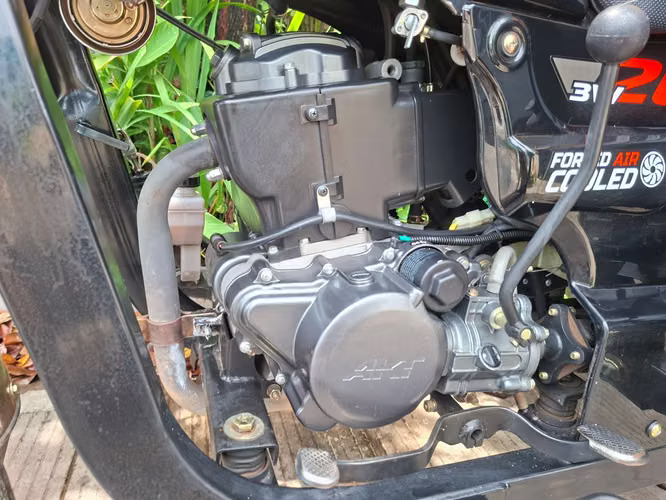 TRICIMOTO DE CARGA AKT2003W FABRICA COLOMBIA