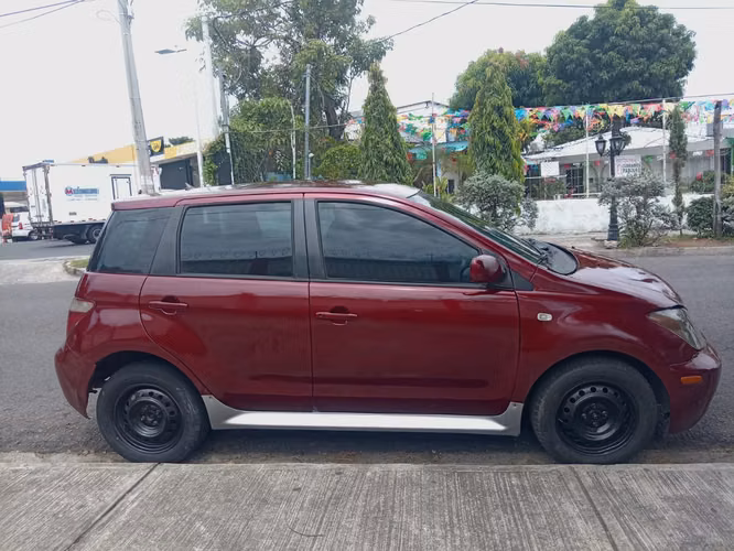 VENTA DE SCION XA 2006 AUTOMATICO ( TOYOTA)
