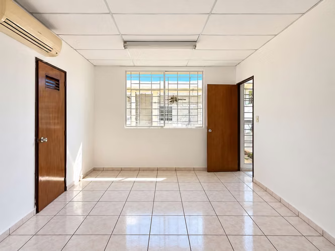Escalón, casa para oficinas en alquiler. - Imagen 6
