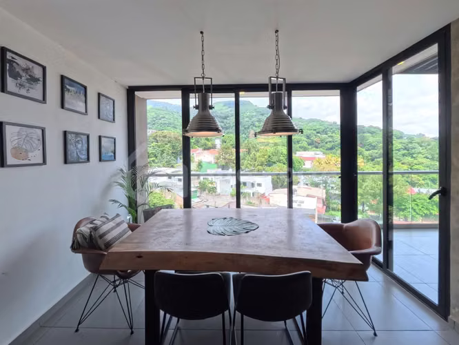 Venta de apartamento en Colonia Escalón, amueblado
