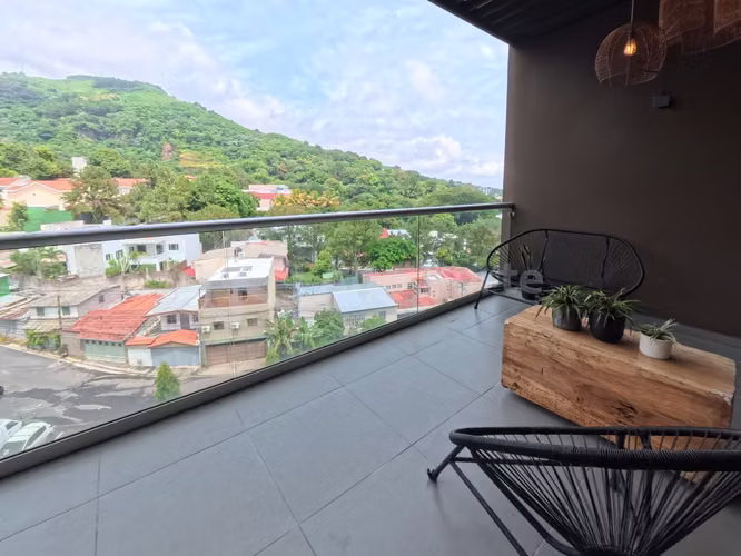 Venta de apartamento en Colonia Escalón, amueblado - Imagen 12