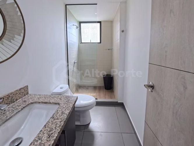 Venta de apartamento en Colonia Escalón, amueblado - Imagen 5