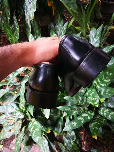 Zapatos gucci mocasines talla 7 nítidos  ferragamo Louis vuitton prada