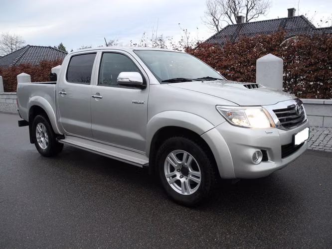 Toyota Hilux 
