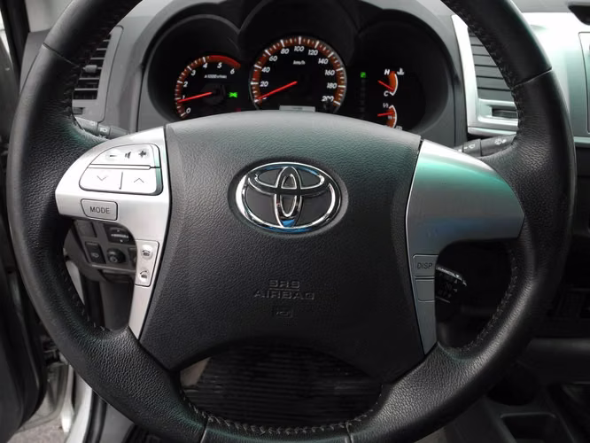 Toyota Hilux 