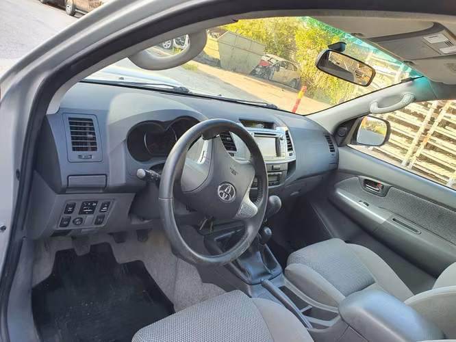 Toyota hlux 