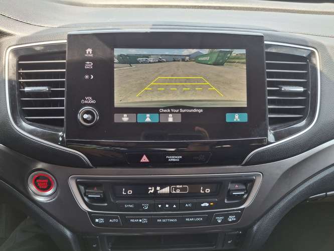 HONDA PILOT 2021 TOURING 3 FILAS DE ASIENTOS