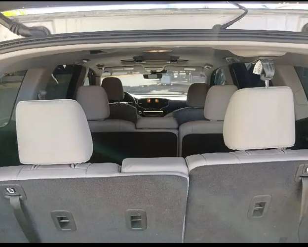HONDA PILOT 2021 TOURING 3 FILAS DE ASIENTOS