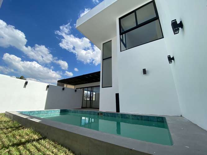 Se vende casa en costa del sol frente al mar