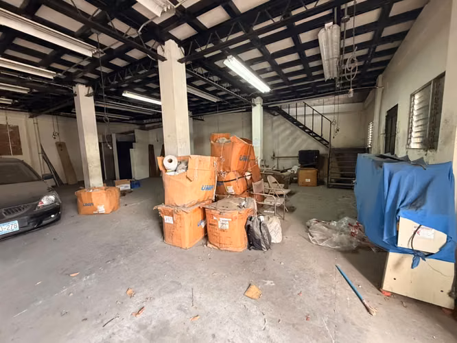  SE VENDE CASA TIPO BODEGA, CENTRO DE SAN SALVADOR, Barrio El Calvario,  ¡Excelente oportunidad de inversión! Ideal pa