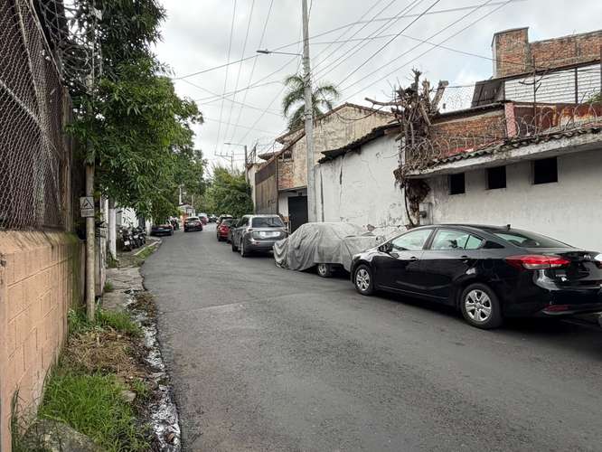 Propiedad Comercial sobre Alameda Roosevelt , Alto Trafico.