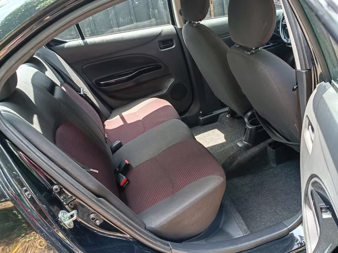 Vendo Mitsubishi Mirage G4 2020