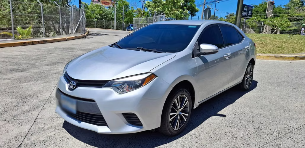 TOYOTA COROLLA DE AGENCIA EXCEL AUTOMOTRIZ SE VE Y SE SIENTE ¡COMO NUEVO! STANDARD