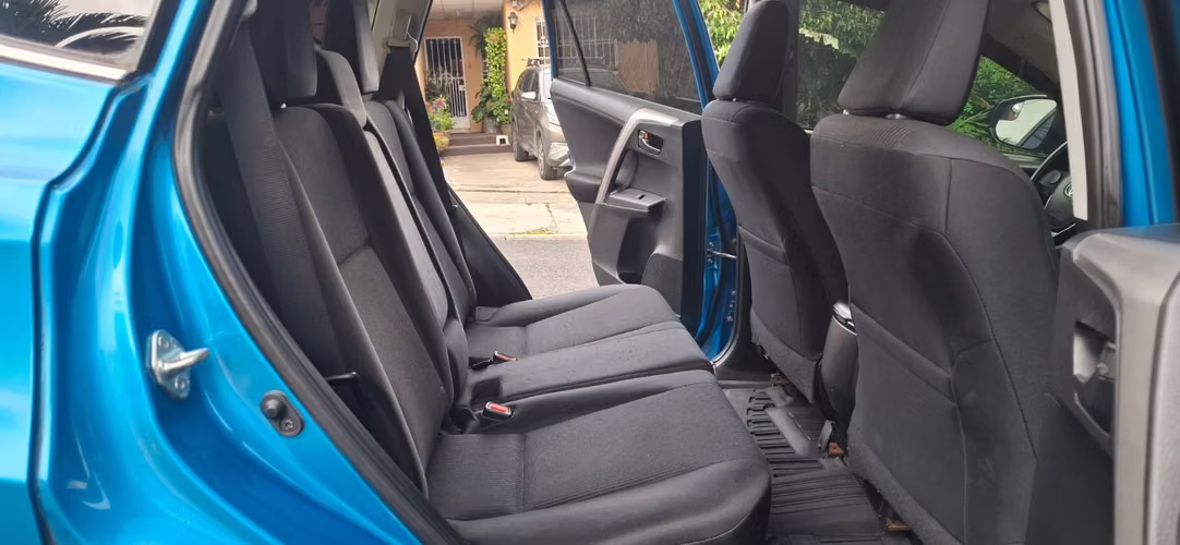 TOYOTA RAV4 TODAS SUS BOLSAS BUENAS SU ESTADO ES ¡IMPECABLE! AUTOMÁTICA ATF - Imagen 7