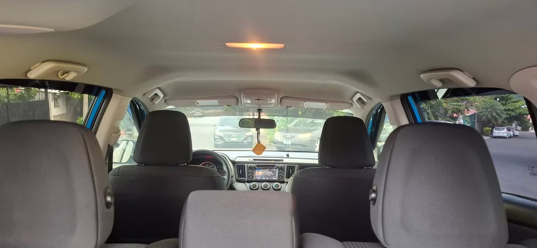 TOYOTA RAV4 TODAS SUS BOLSAS BUENAS SU ESTADO ES ¡IMPECABLE! AUTOMÁTICA ATF - Imagen 4