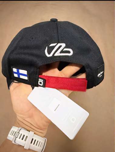 Alfa romeo gorra edición formula 1 nueva con viñeta piloto bottas Ferrari ferragamo Oakley serengeti maui new era  - Imagen 2