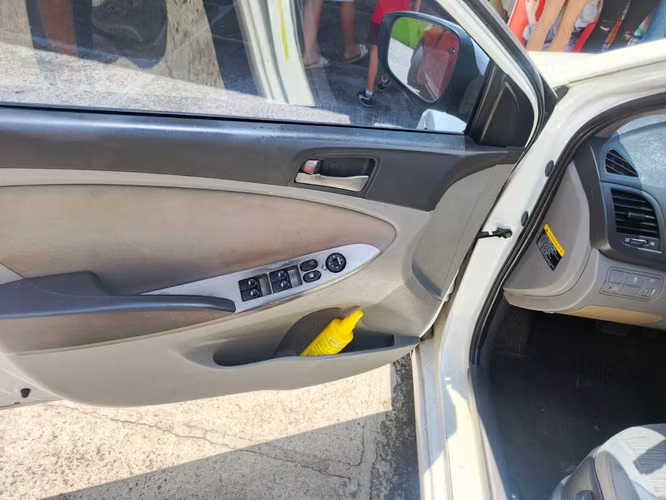 Vendo Hyandai Accent 2017 está en buen estado sin detalles automático motor 1.6