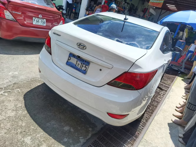 Vendo Hyandai Accent 2017 está en buen estado sin detalles automático motor 1.6