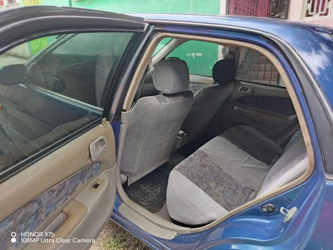 Vendo Toyota Corolla año 1998 de agencia en buenas condiciones