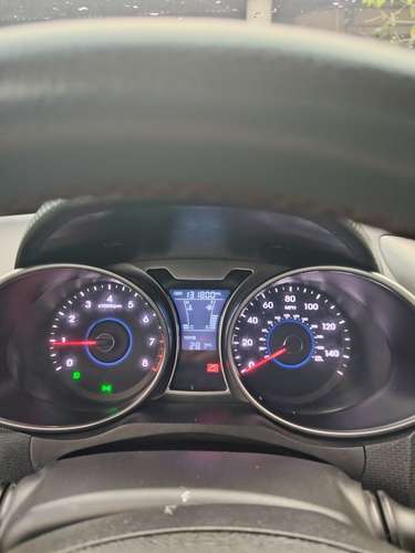 Hyundai veloster 2013