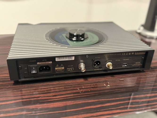 Onix Zenith XST20 SACD Transport Disc Player