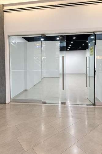 ESPACIO COMERCIAL PREMIUM CC LAS CASCADAS