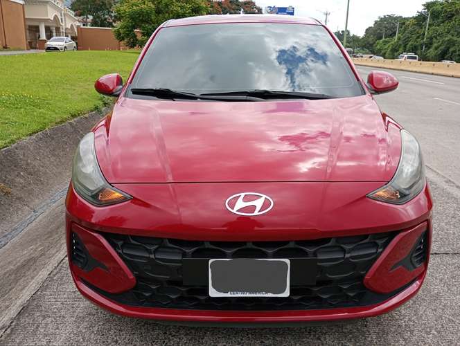  HYUNDAI GRAND I10 DE AGENCIA ESTÁNDAR 2024 