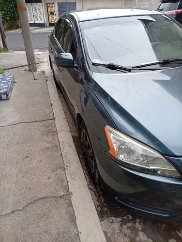 Nissan Sentra 2014 - Imagen 3