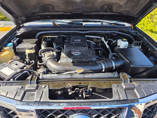 Nissan Frontier 2018 4x4 doble cabina v6