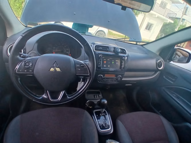 Mitsubishi mirage g4 2020 SE limited edition 