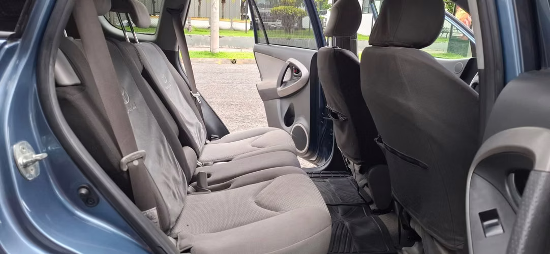 TOYOTA RAV4 DE AGENCIA 4X4 AUTOMÁTICA ATF ¡IMPECABLE! 
