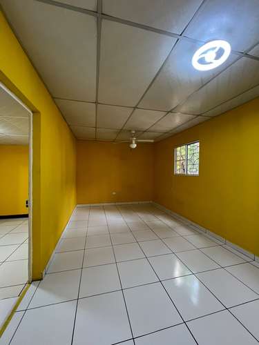 Venta de casa en Santa Tecla Colonia Quezaltepeque - Imagen 4