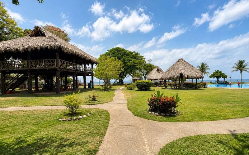 Vta | Casa de Playa | A Puerta Cerrada | San Blas