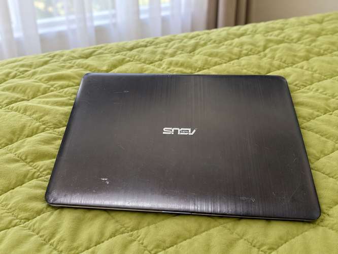 S/V PODEROSA ASUS VIVOBOOK  LAPTOP ASUS DE 15.6 RECIEN ACTUALIZADA  LEA CARACTERÍSTICAS 