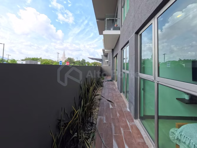Venta de apartamento amueblado en San Benito - Zona Multiplaza - Imagen 9