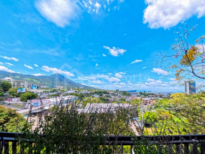 Apartamento en venta en La Mascota - Imagen 11