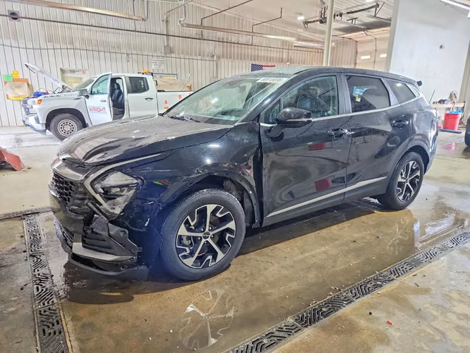 KIA SPORTAGE EX 2023