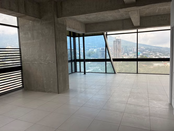 ALQUILER DE LOCAL EN TORRE HUMANA, San Benito.  - Imagen 6