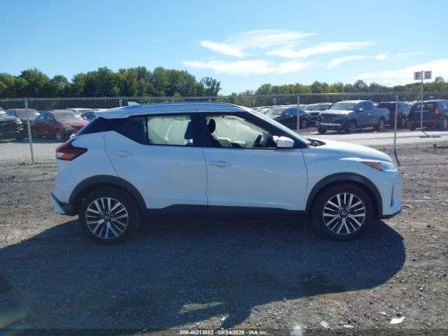 NISSAN KICKS SV 2021