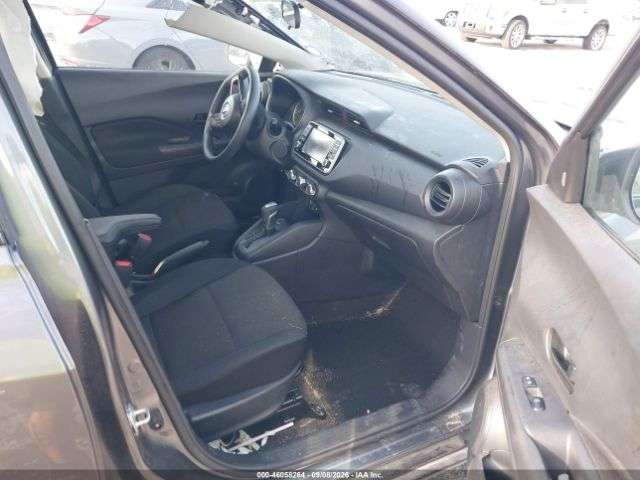 NISSAN KICKS S 2024 - Imagen 8