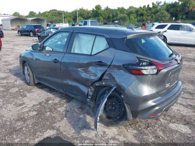 NISSAN KICKS S 2024 - Imagen 6