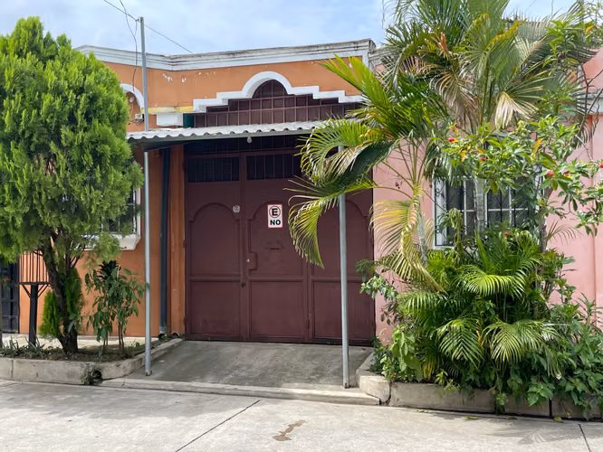 VENDO CASA EN RES. SEVILLA 2, CIUDAD REAL, SANTA ANA - Imagen 10