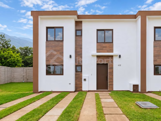 Venta de Casas en Zaragoza