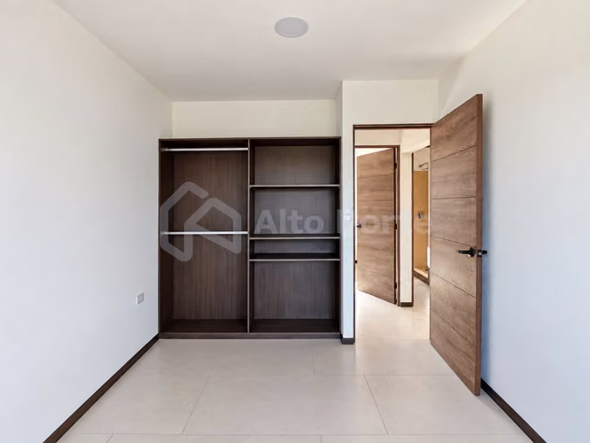 Venta de Casas en Zaragoza - Imagen 8