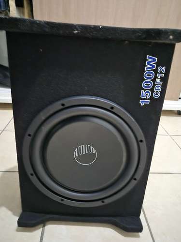 Subwoofer 12. 500 watts